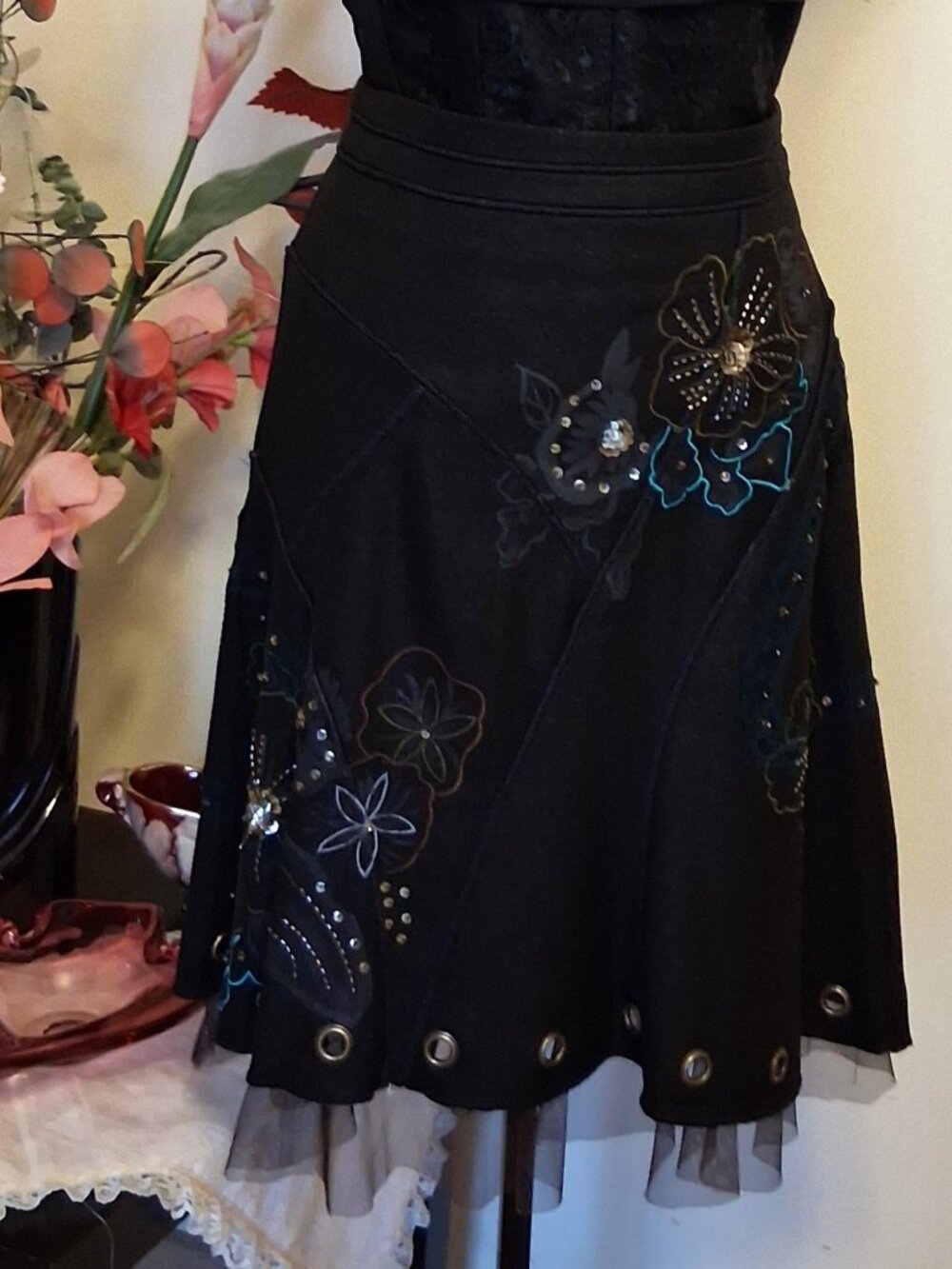 Simon Chang Quiet Luxury Embroidered Patchwork Statement Piece Skirts 12 - Picture 3 of 14